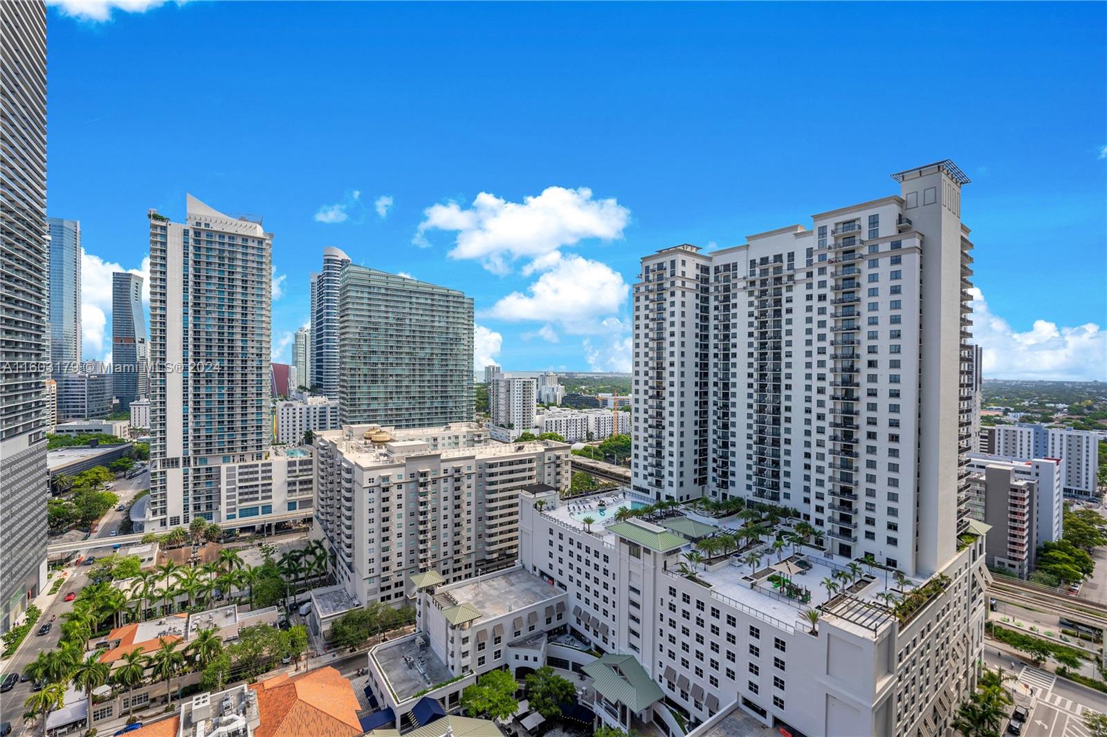 45 SW 9th St # 2205