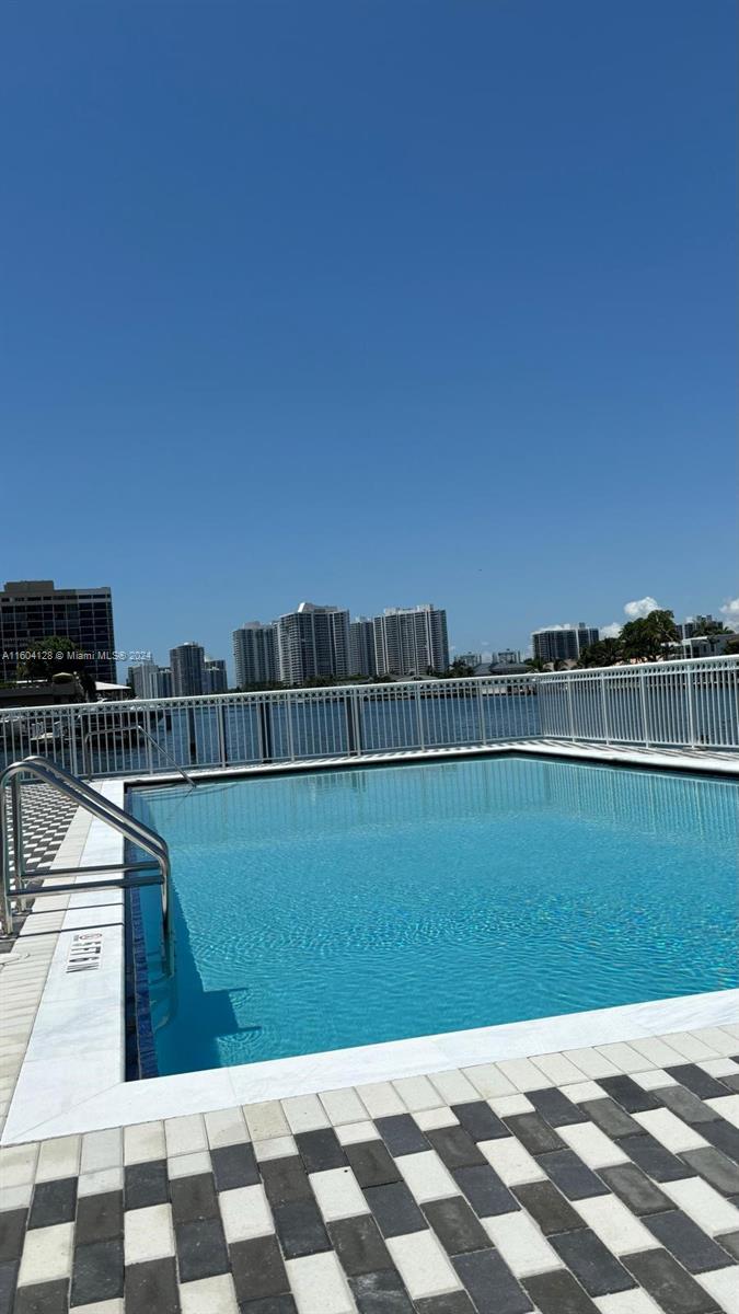 1913 S Ocean Dr # 115