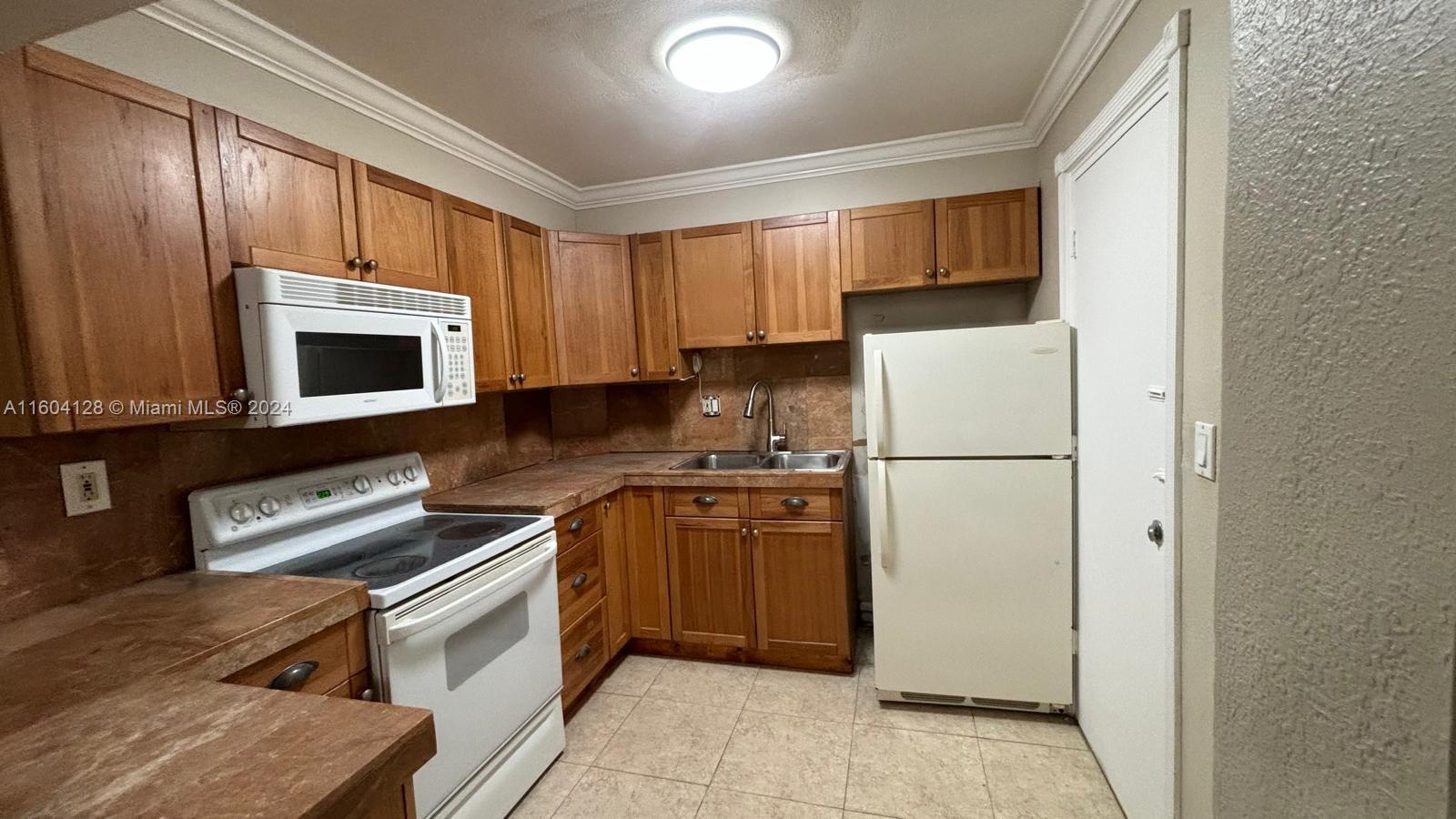 1913 S Ocean Dr # 115