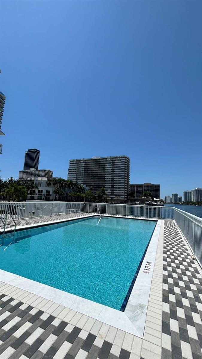 1913 S Ocean Dr # 115