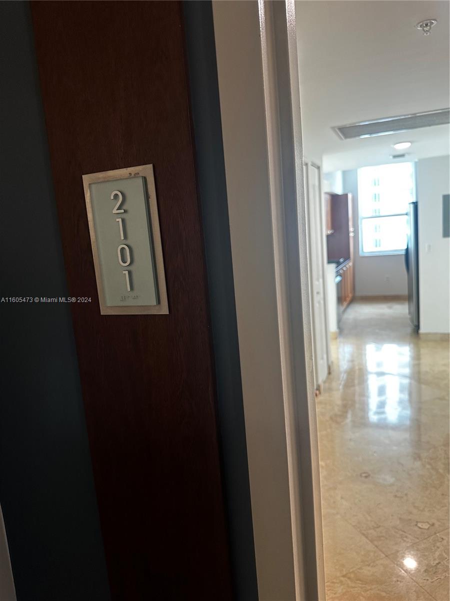 186 SE 12th Ter # 2101
