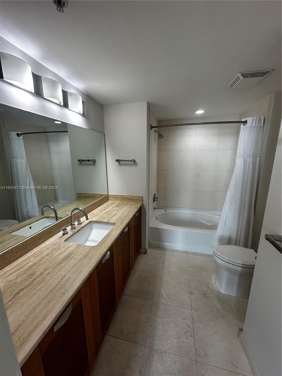 186 SE 12th Ter # 2101