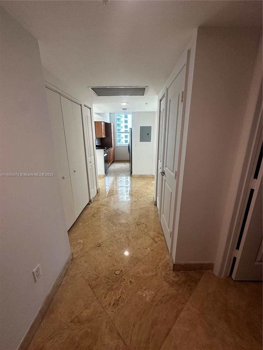 186 SE 12th Ter # 2101