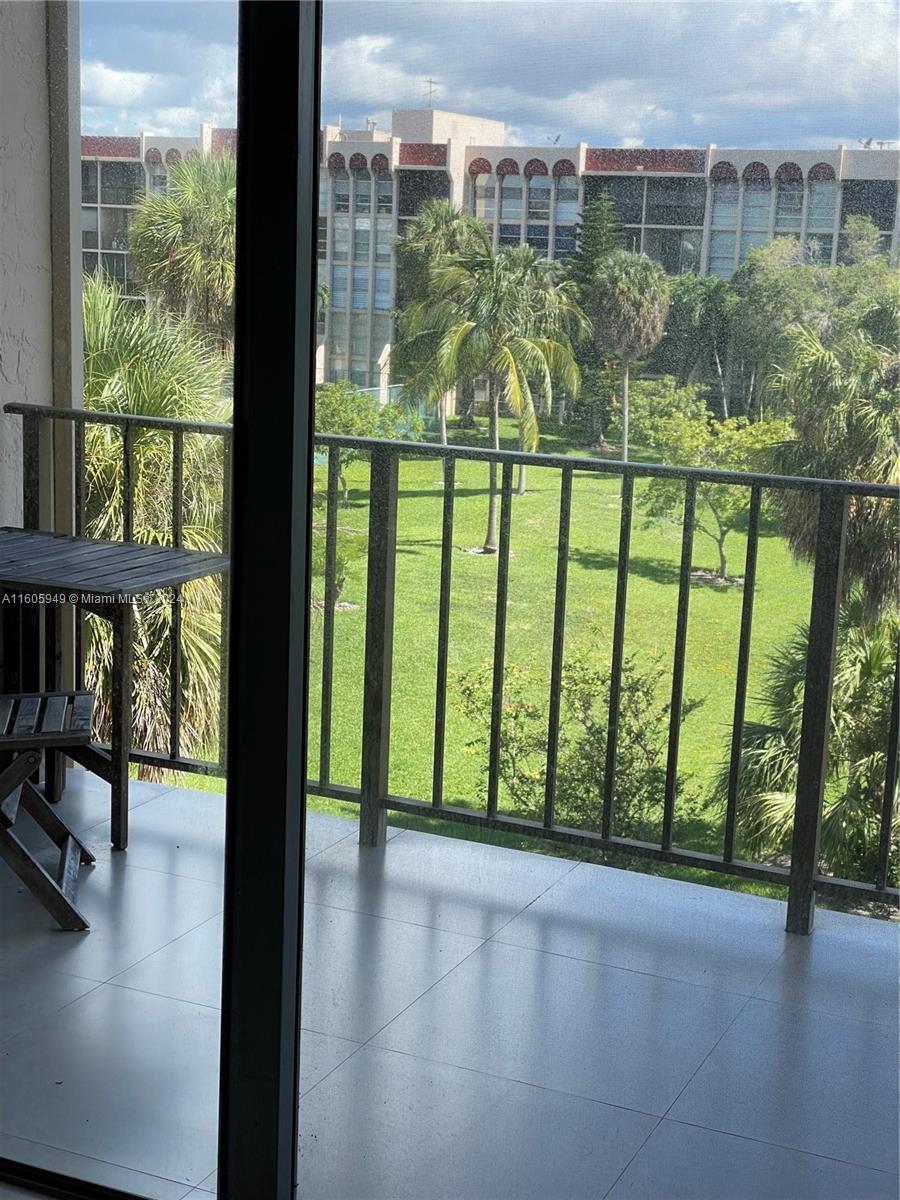 2101 Atlantic Shores Blvd # 416