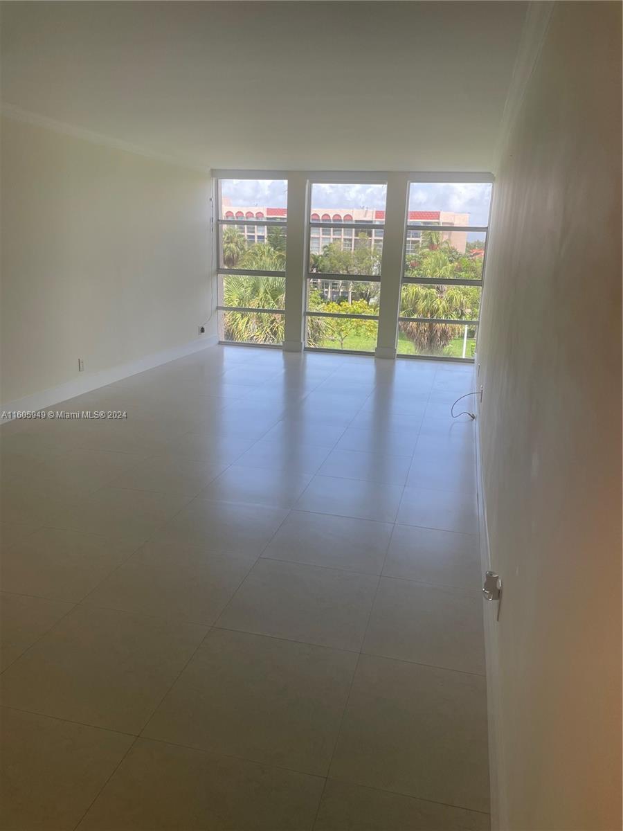 2101 Atlantic Shores Blvd # 416