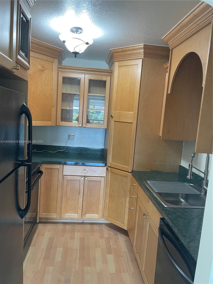 2101 Atlantic Shores Blvd # 416