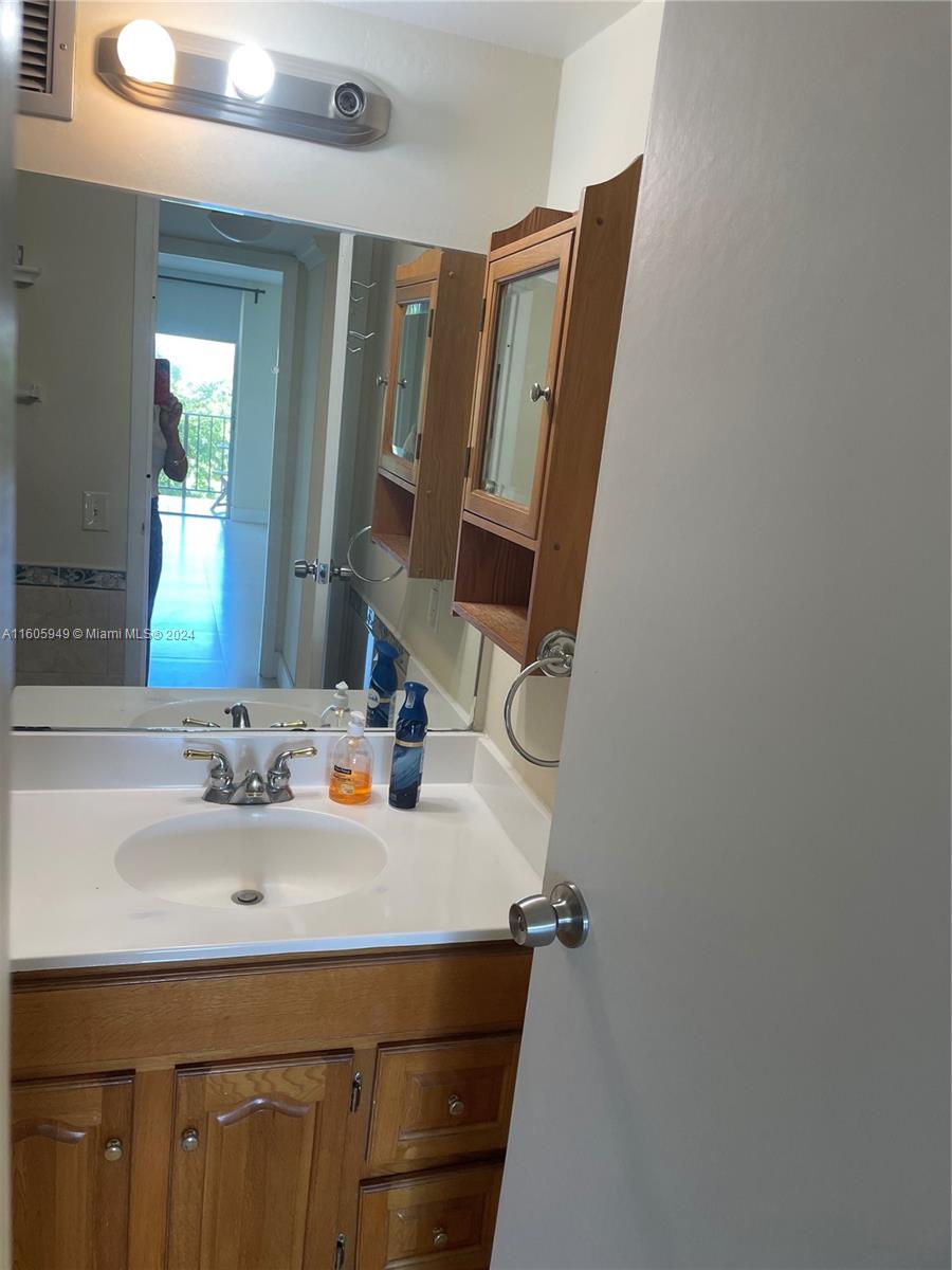 2101 Atlantic Shores Blvd # 416