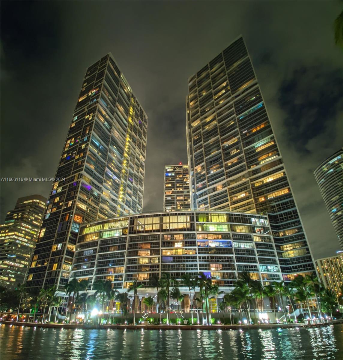 485 Brickell Ave # 4701