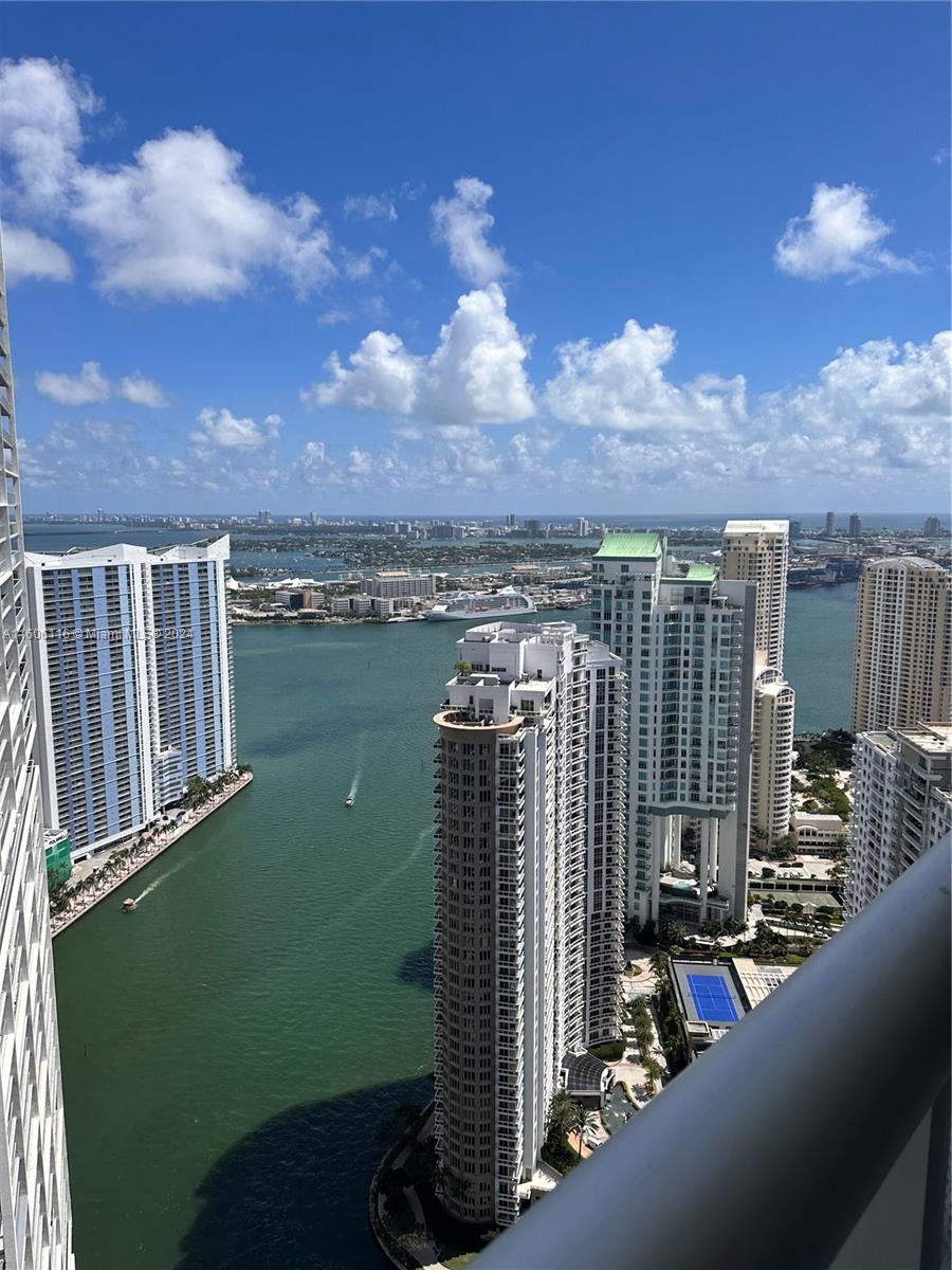 485 Brickell Ave # 4701