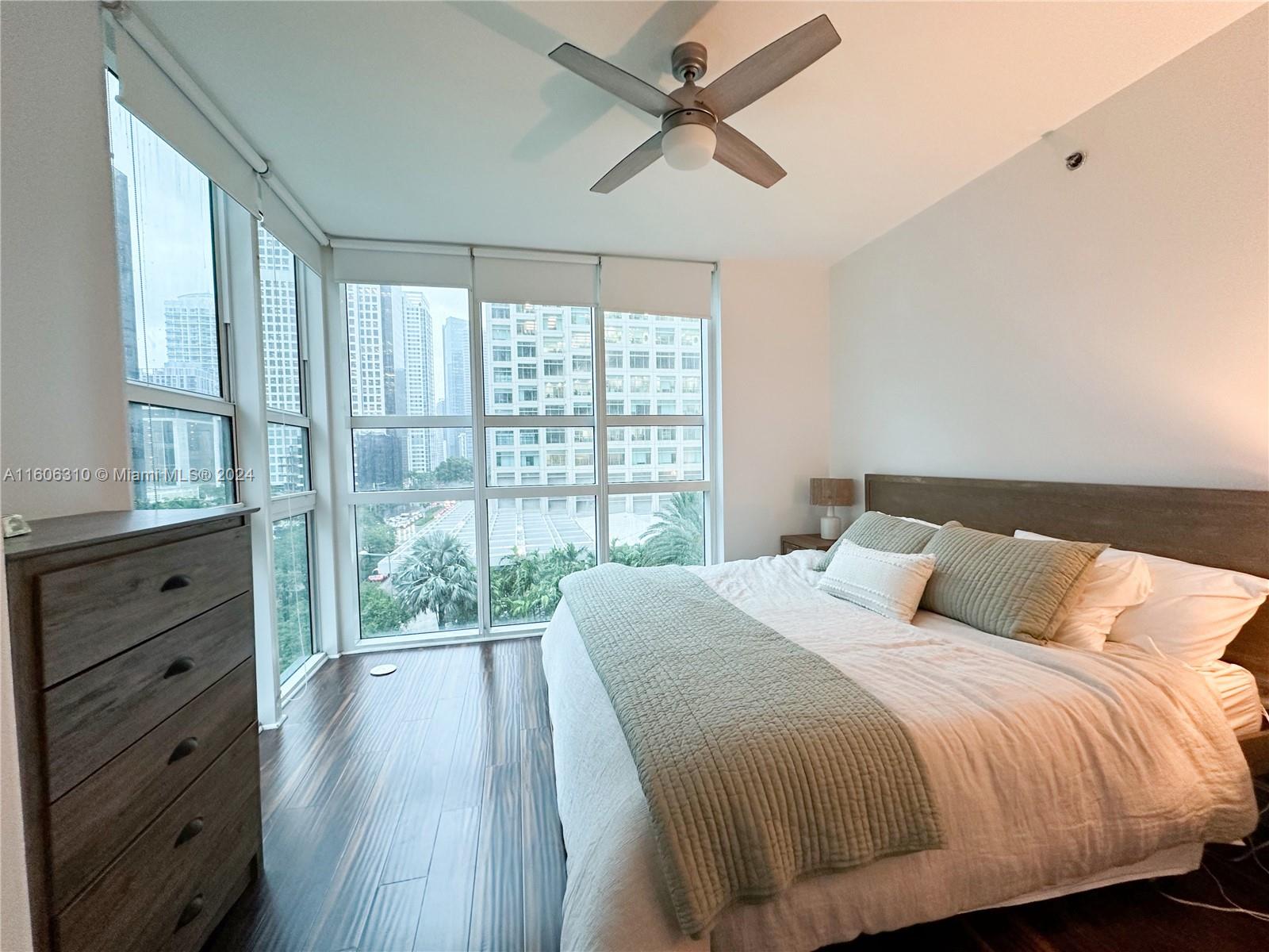 951 Brickell Ave # 601