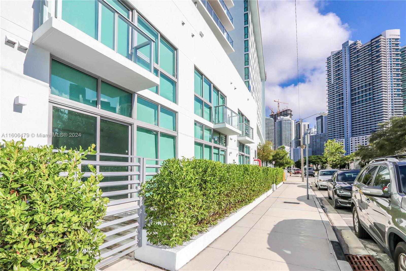 1600 SW 1st Ave # 07 Unit: TH-07