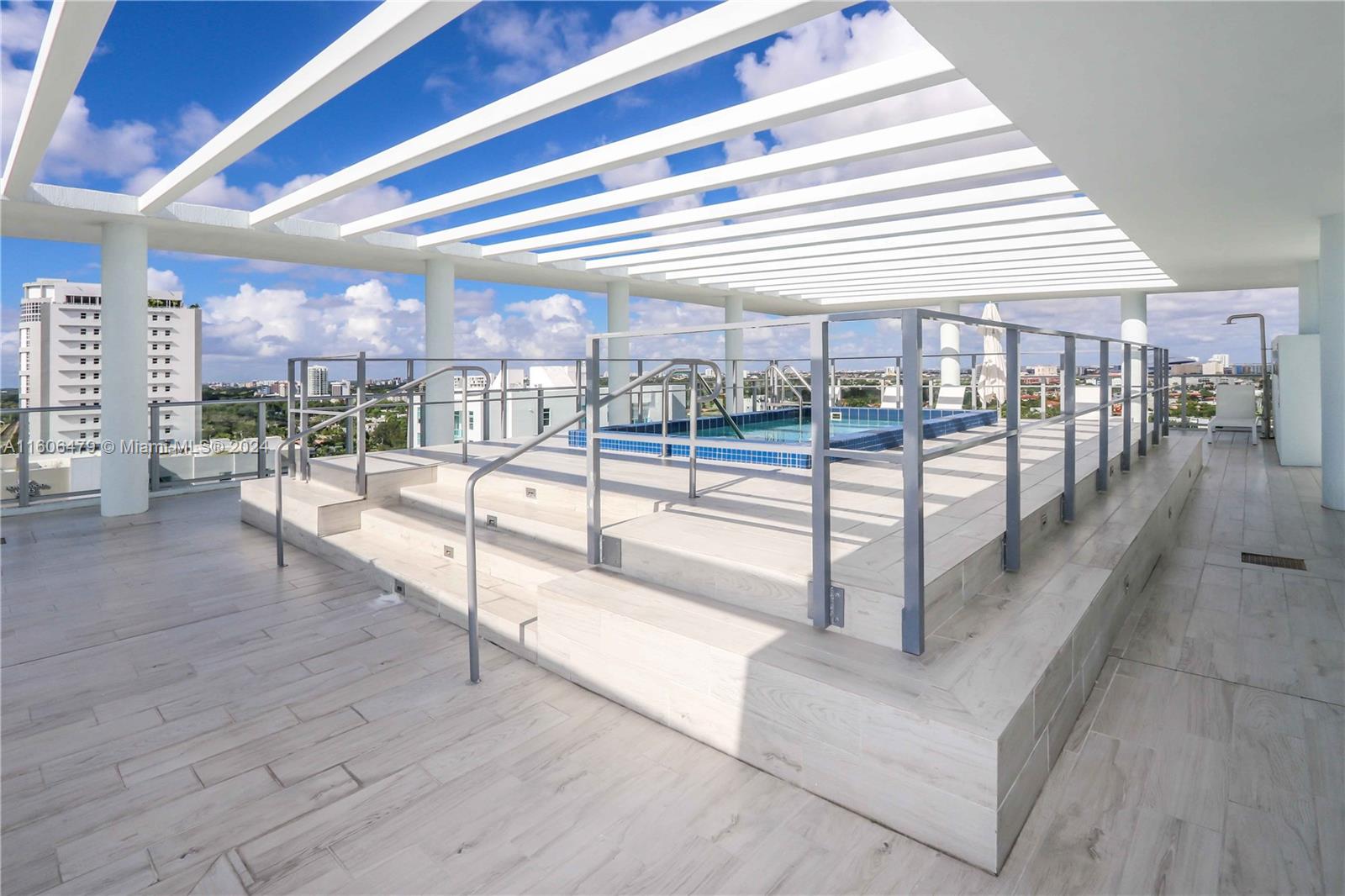 1600 SW 1st Ave # 07 Unit: TH-07