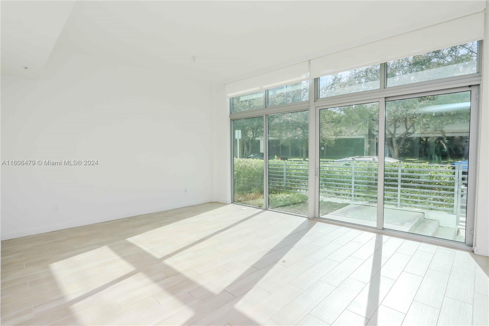 1600 SW 1st Ave # 07 Unit: TH-07