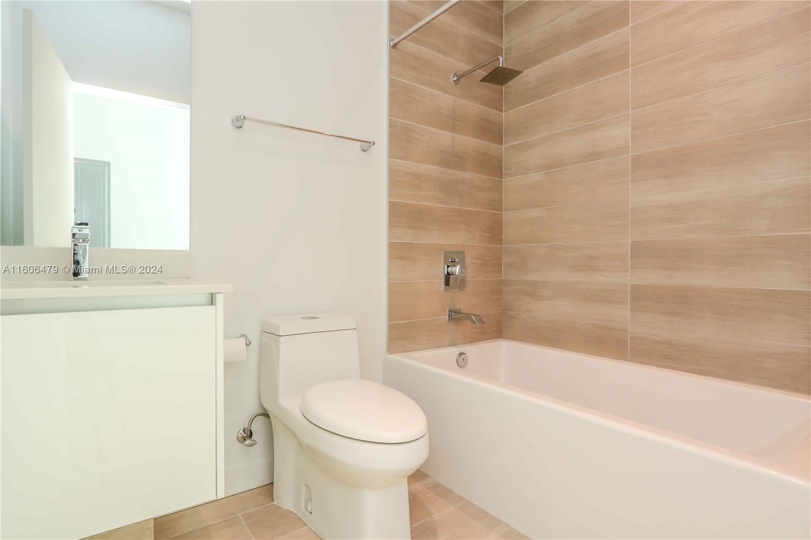 1600 SW 1st Ave # 07 Unit: TH-07