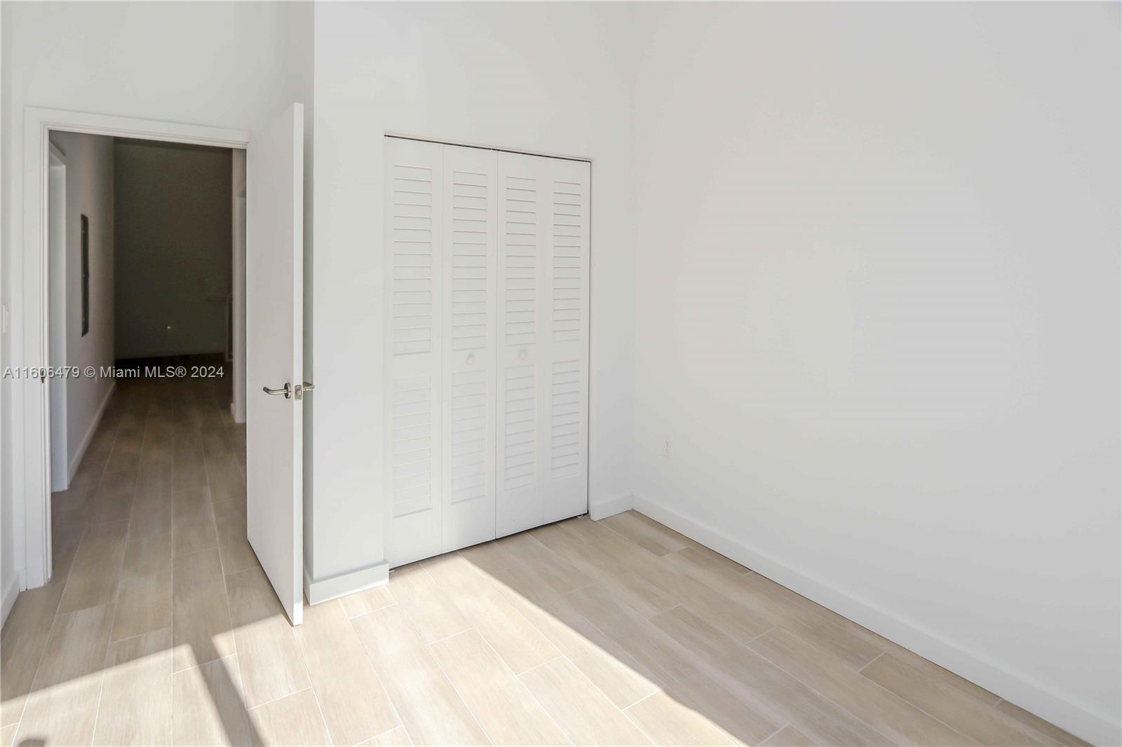 1600 SW 1st Ave # 07 Unit: TH-07