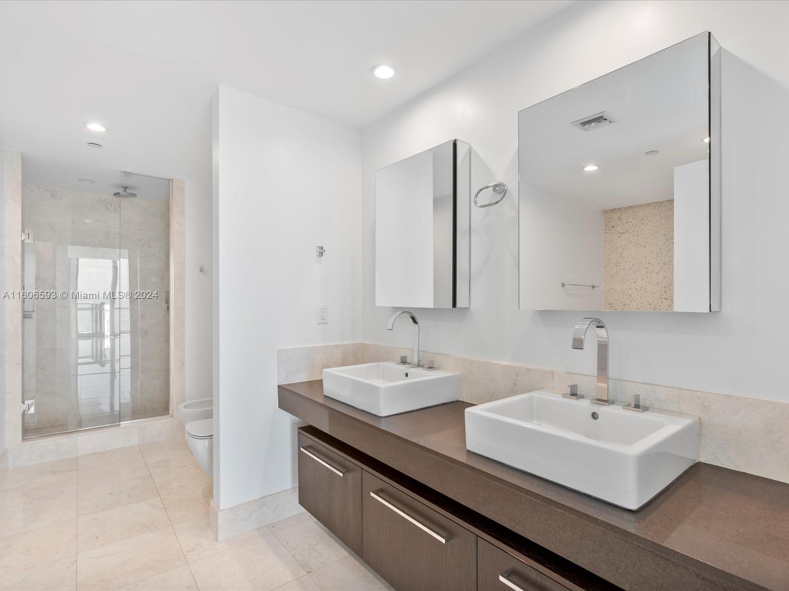 17121 Collins Ave # 1607