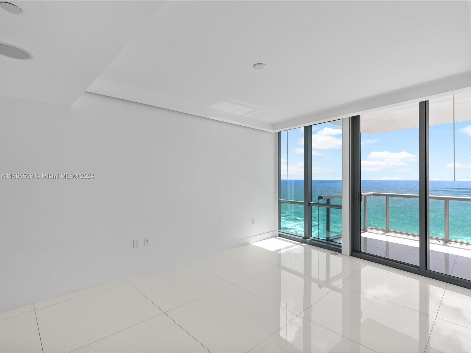 17121 Collins Ave # 1607