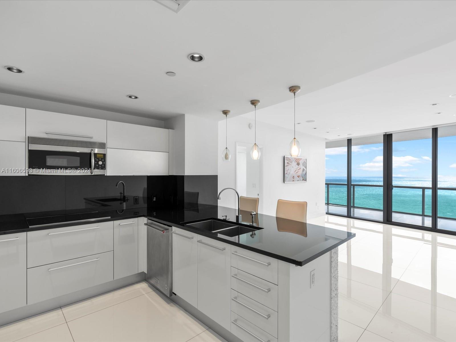 17121 Collins Ave # 1607