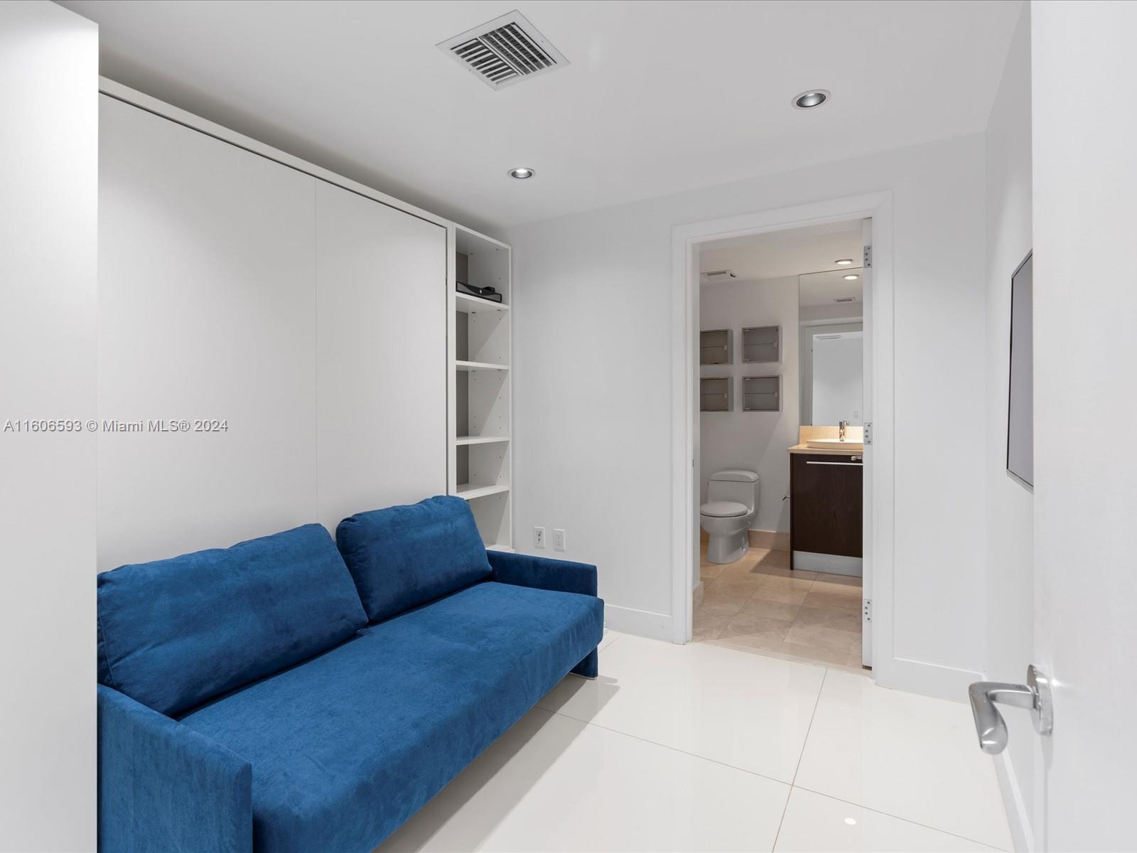 17121 Collins Ave # 1607