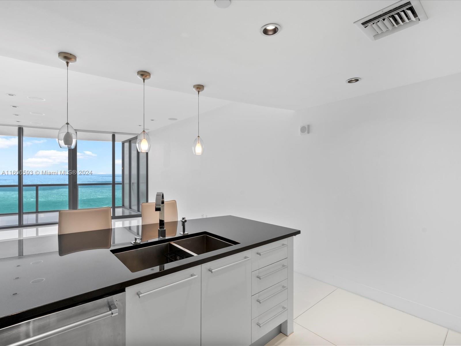 17121 Collins Ave # 1607