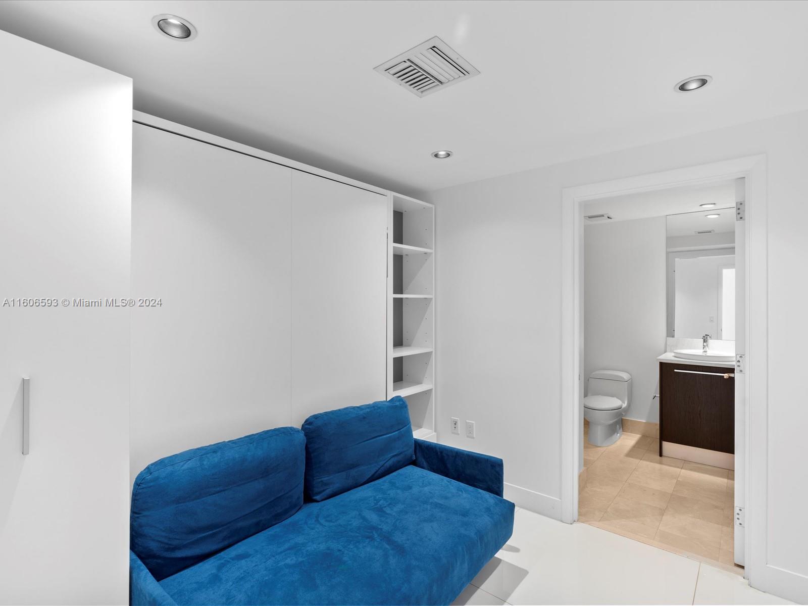 17121 Collins Ave # 1607