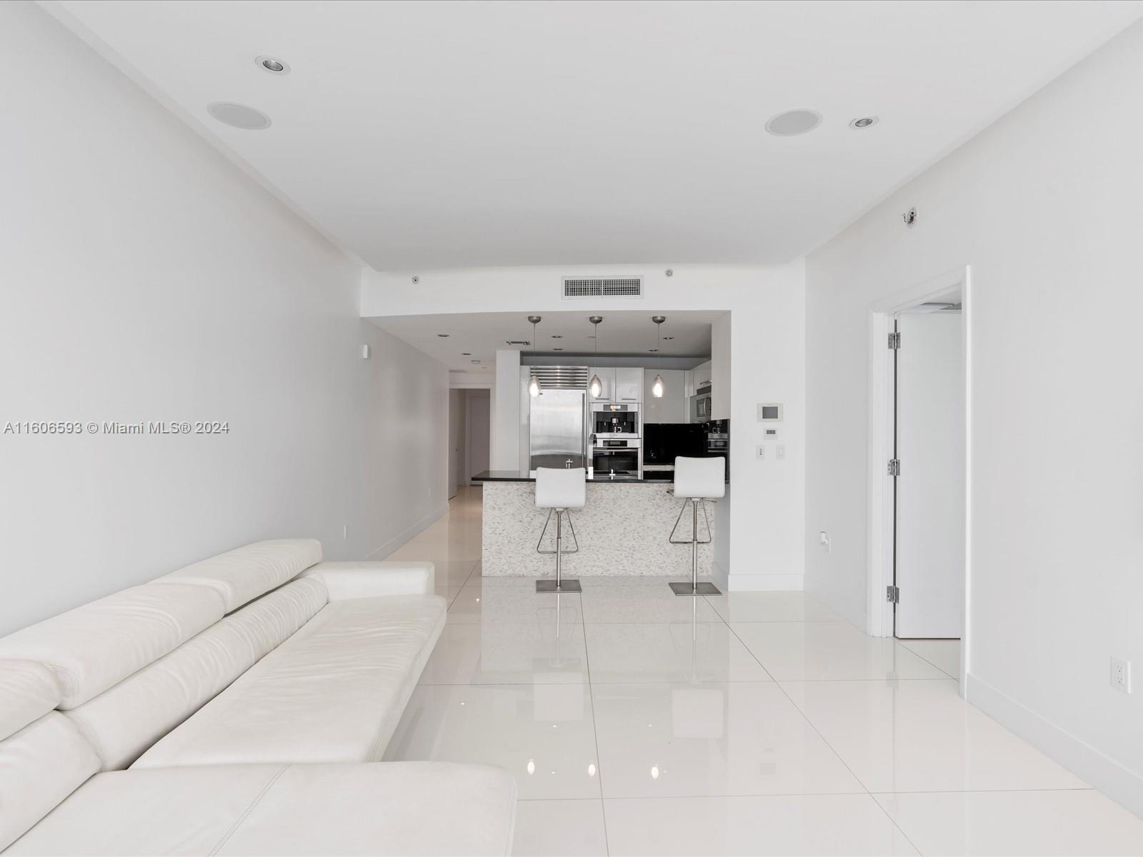 17121 Collins Ave # 1607
