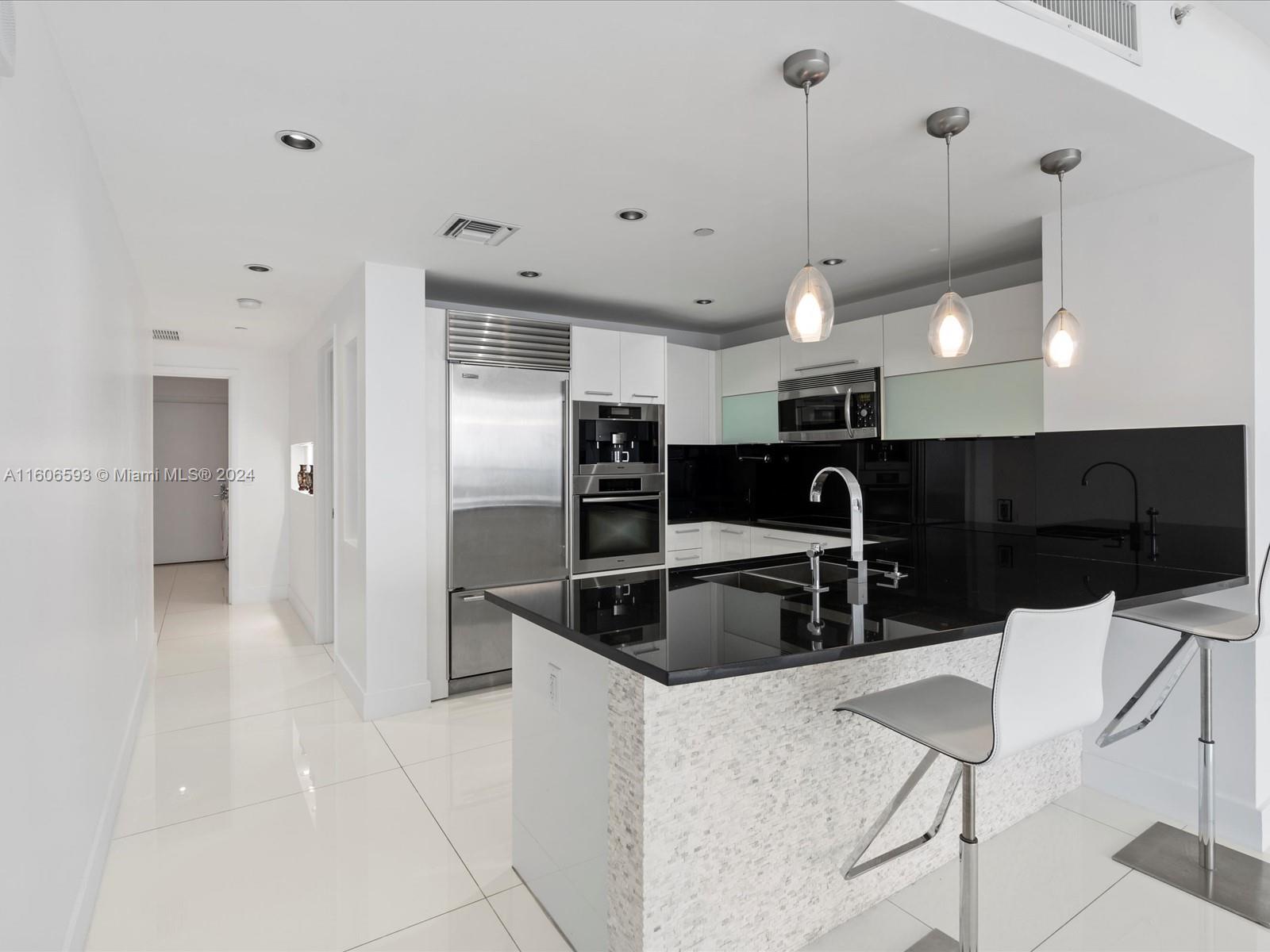 17121 Collins Ave # 1607