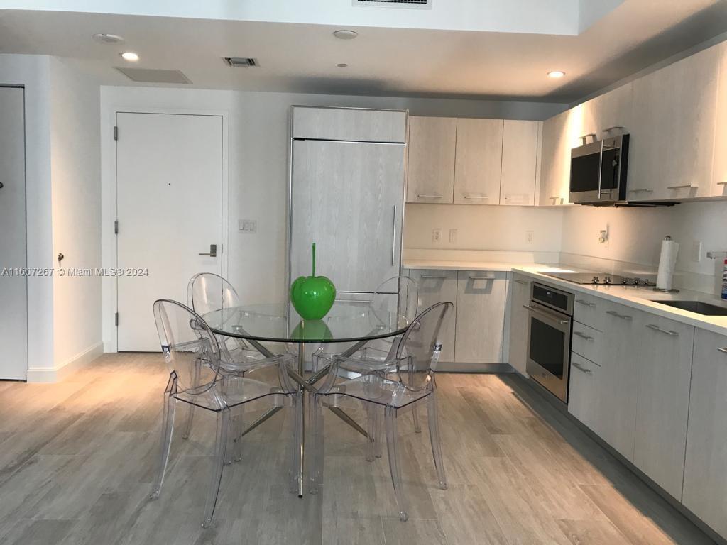 55 SW 9th St # 2107