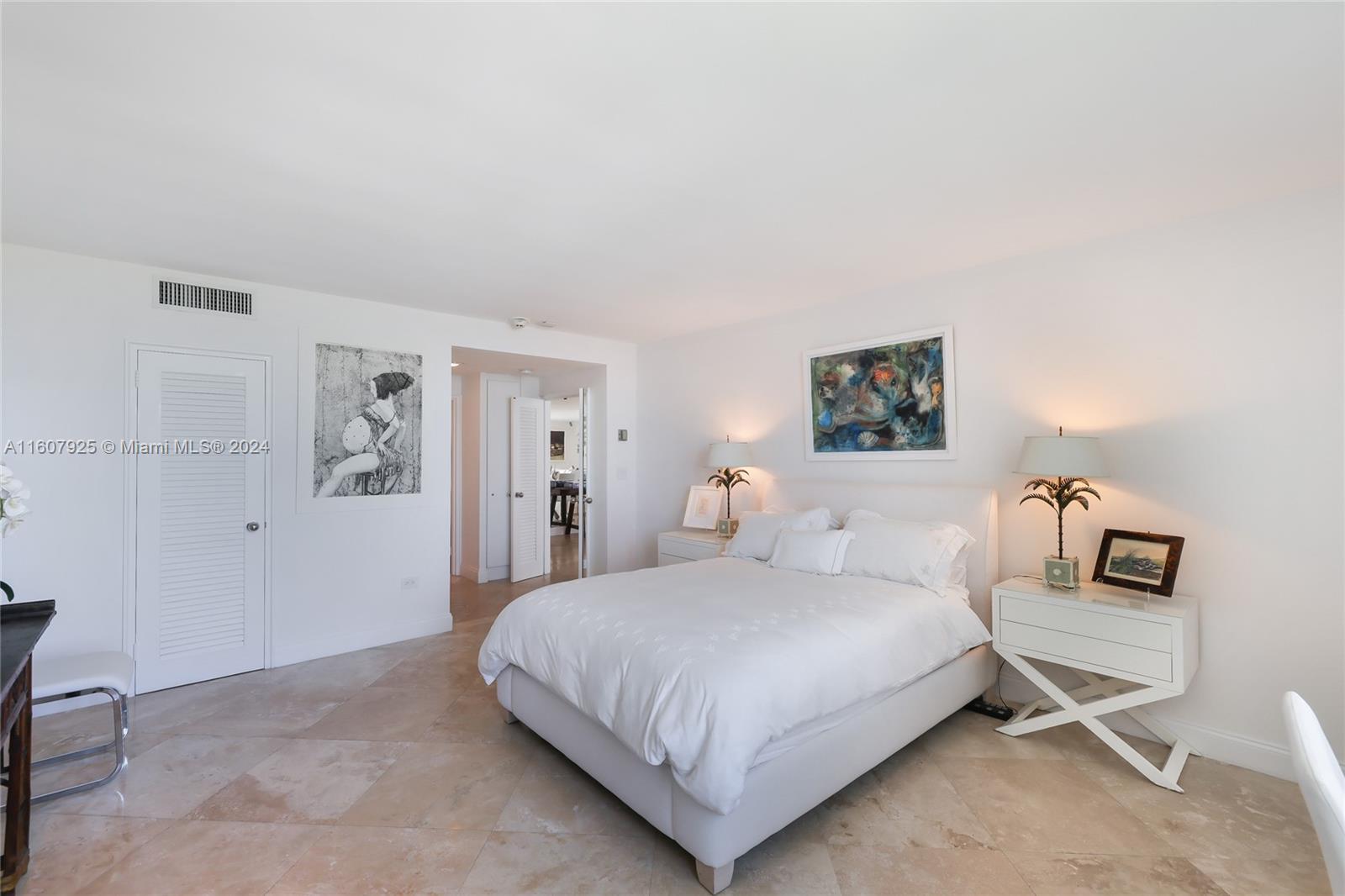 200 Ocean Lane Dr # 907