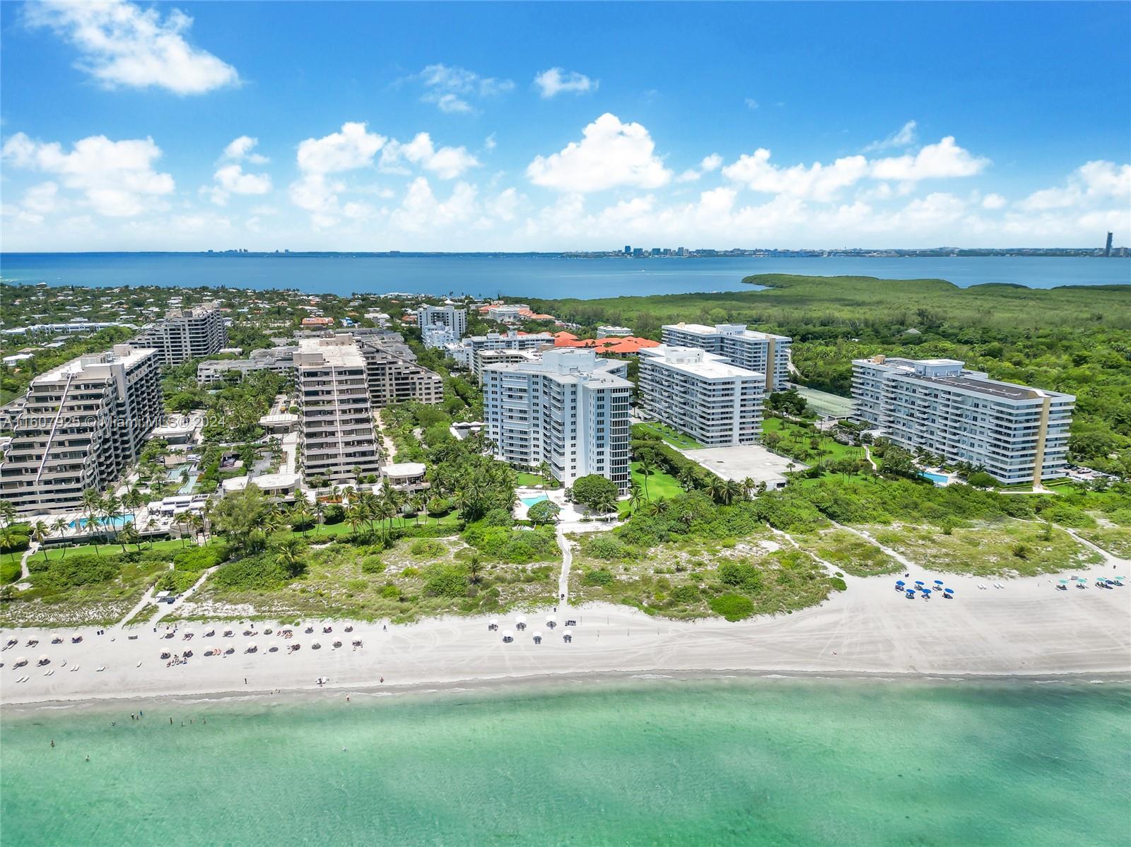 200 Ocean Lane Dr # 907