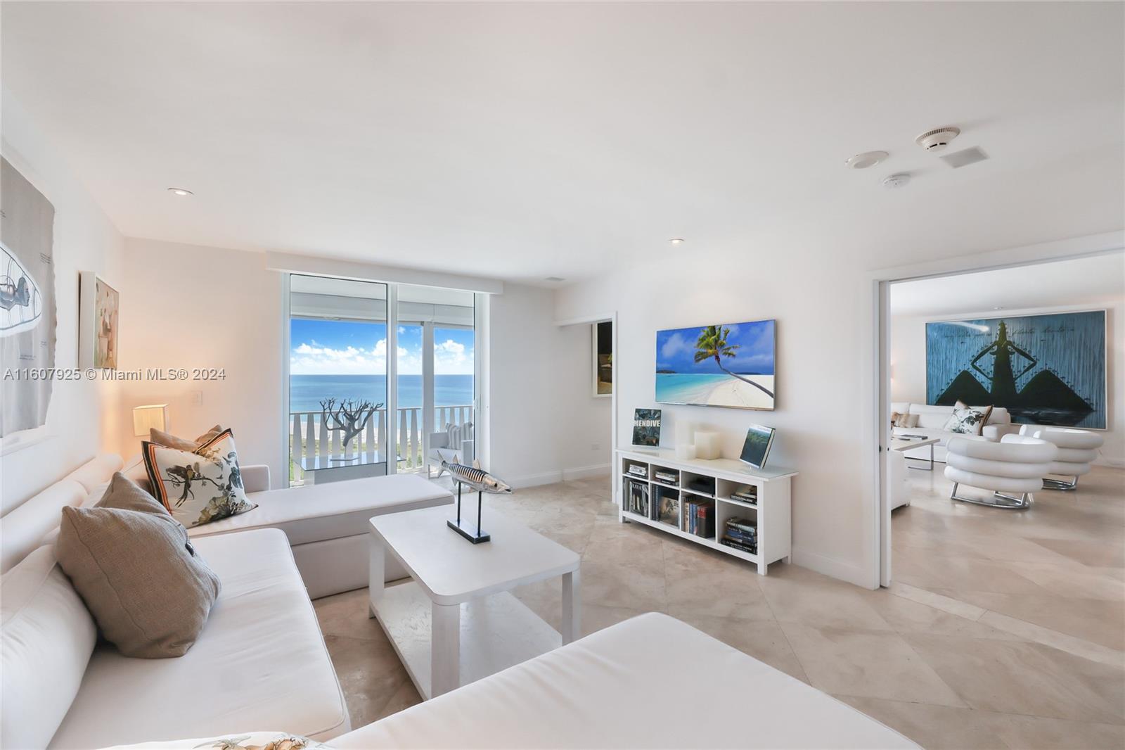 200 Ocean Lane Dr # 907