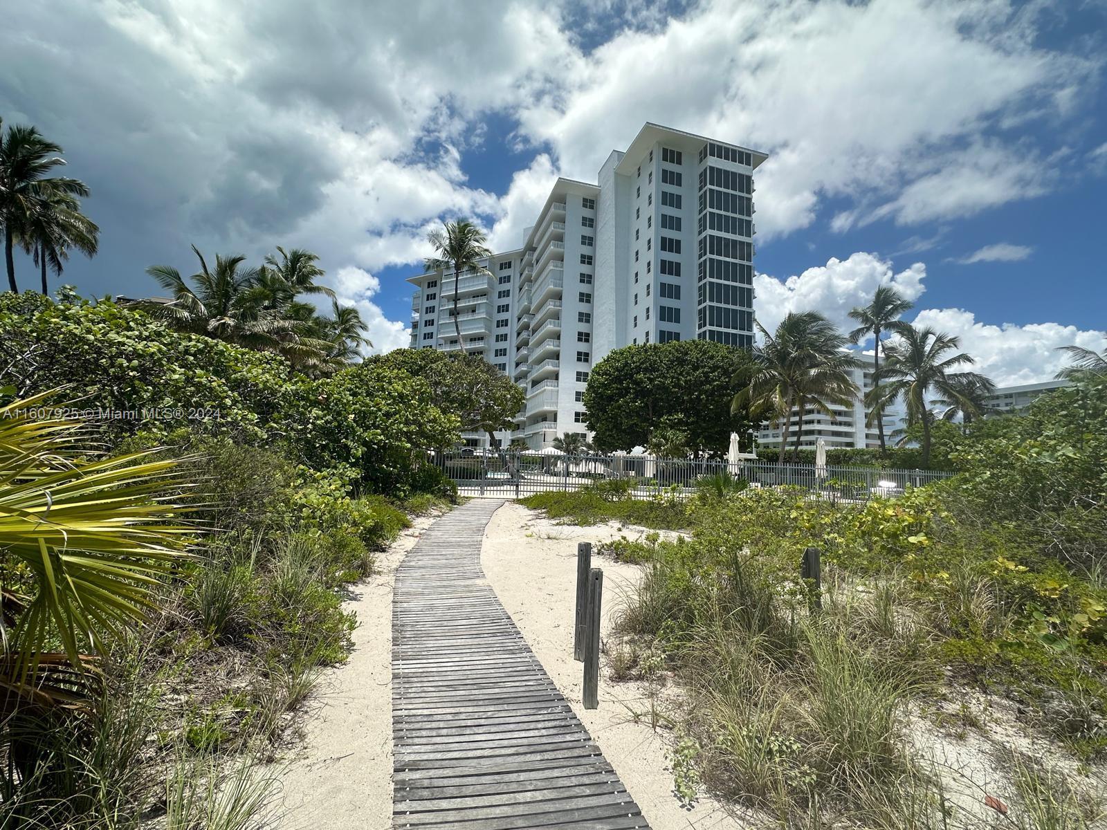 200 Ocean Lane Dr # 907