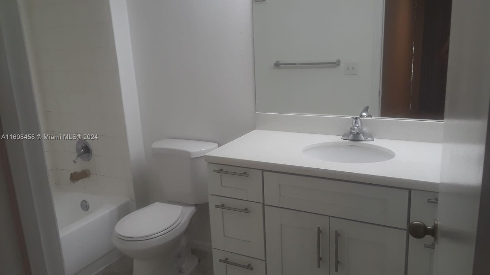 3985 W Mcnab Rd # A208