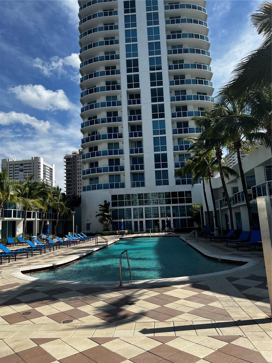 1945 S Ocean Dr # 1411