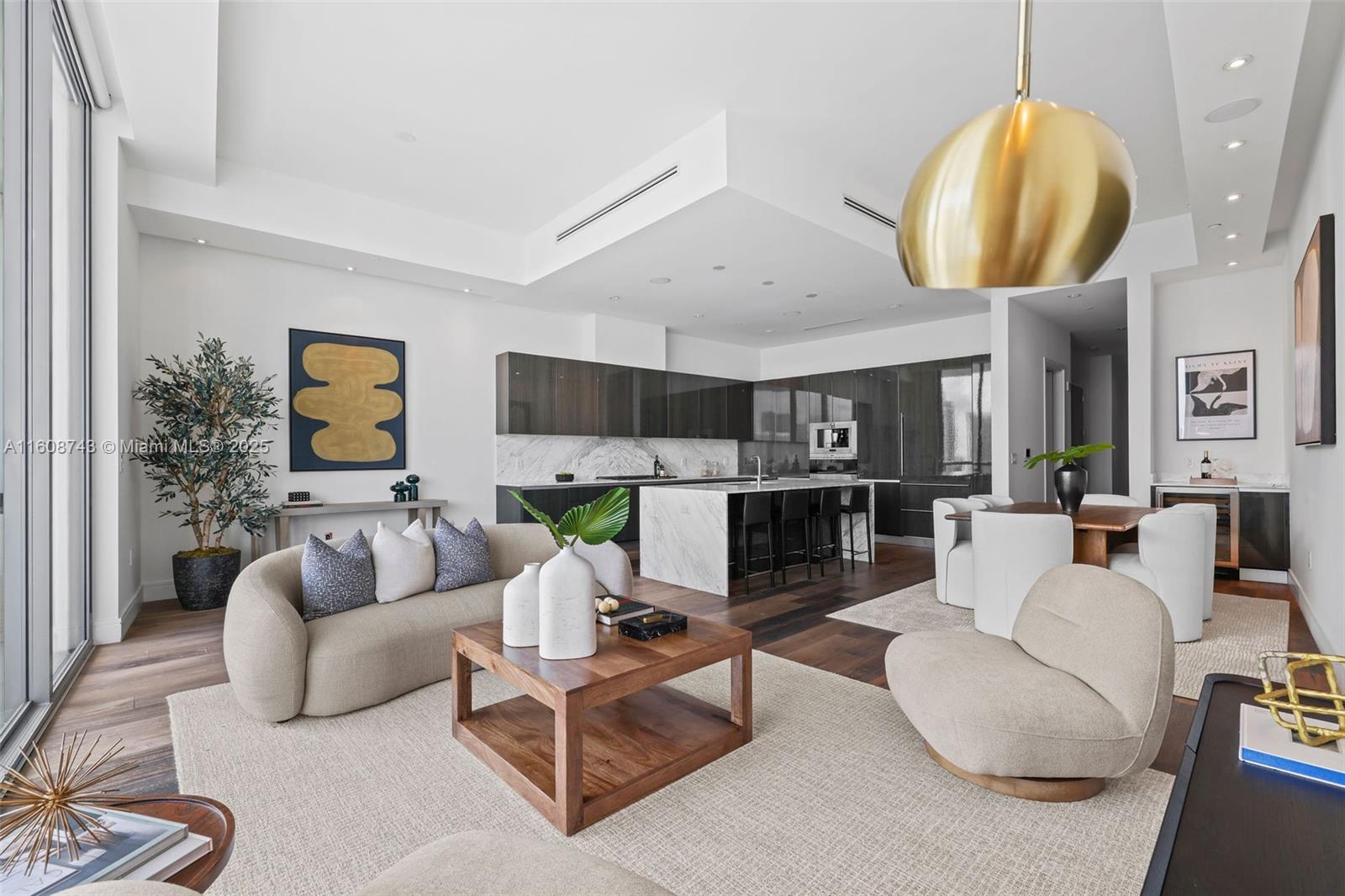 3300 NE 188th St Unit: UPH12 + Rooftop