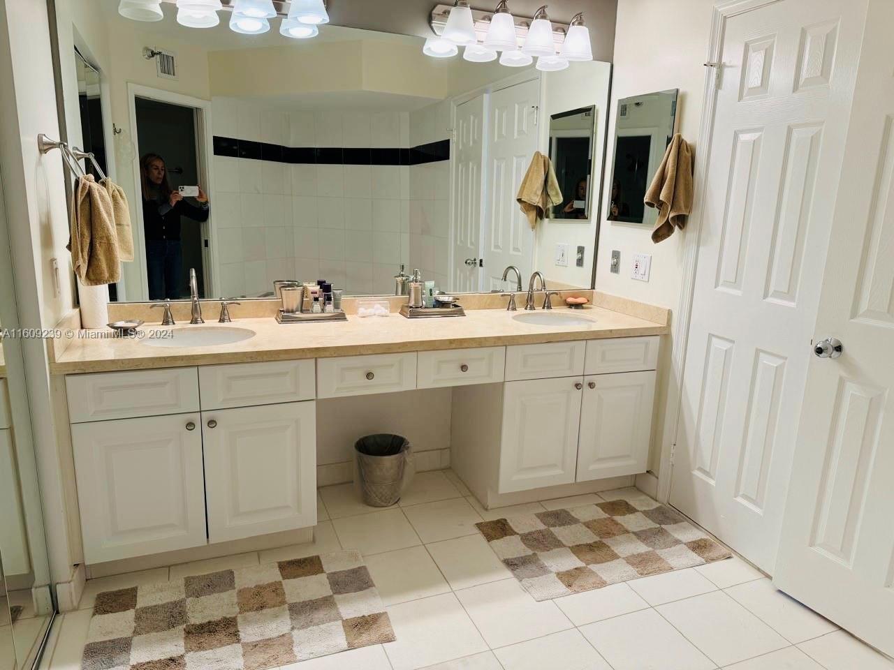 3530 Mystic Pointe Dr Unit: LPH05