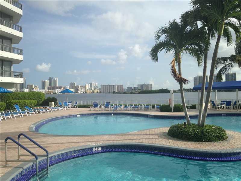 3530 Mystic Pointe Dr Unit: LPH05