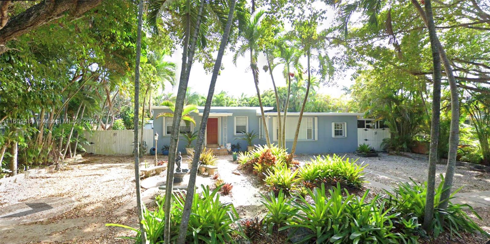 5960 SW 46th Ter