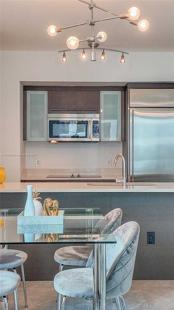 500 Brickell Ave # 2110