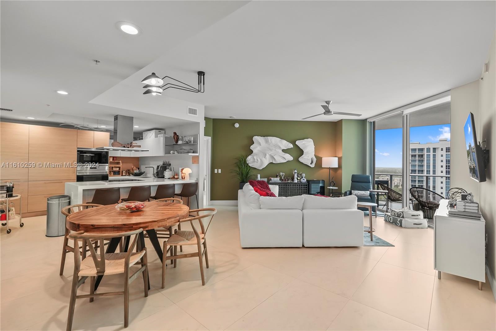 17111 Biscayne Blvd # 2203