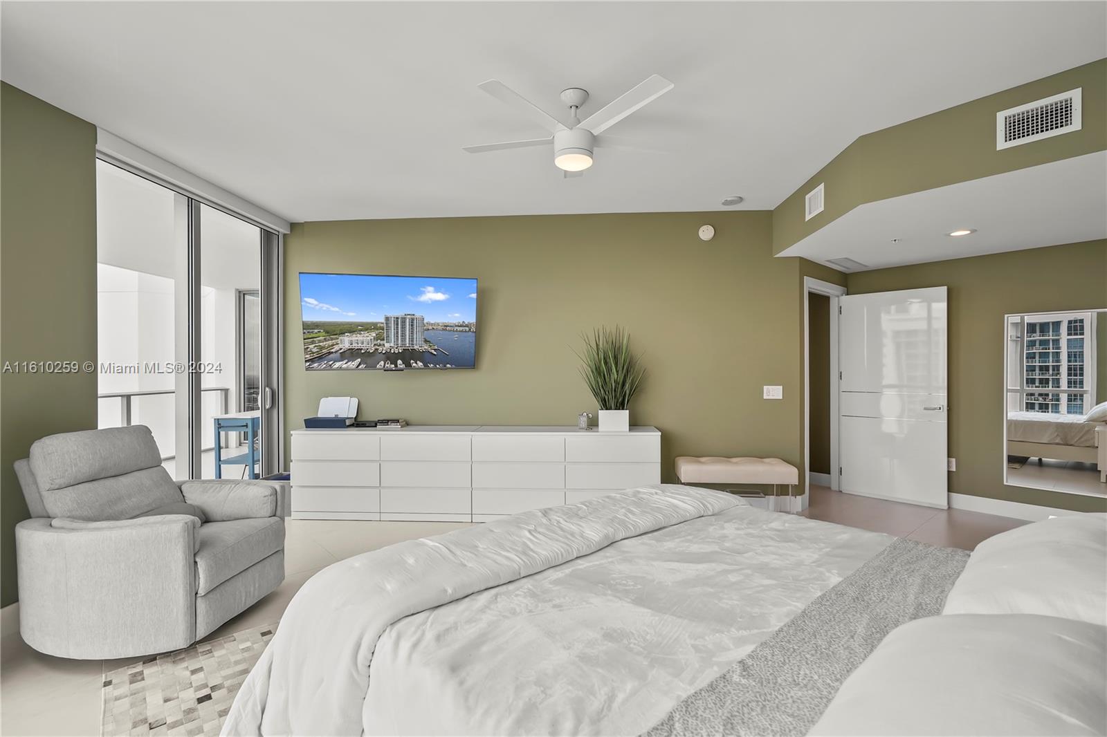 17111 Biscayne Blvd # 2203