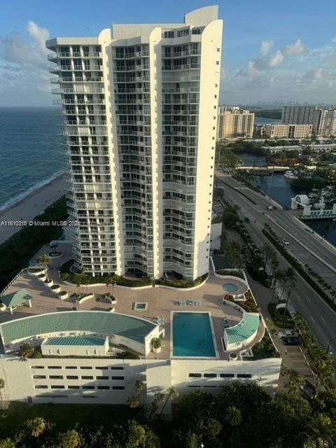 16699 Collins Ave # 2509