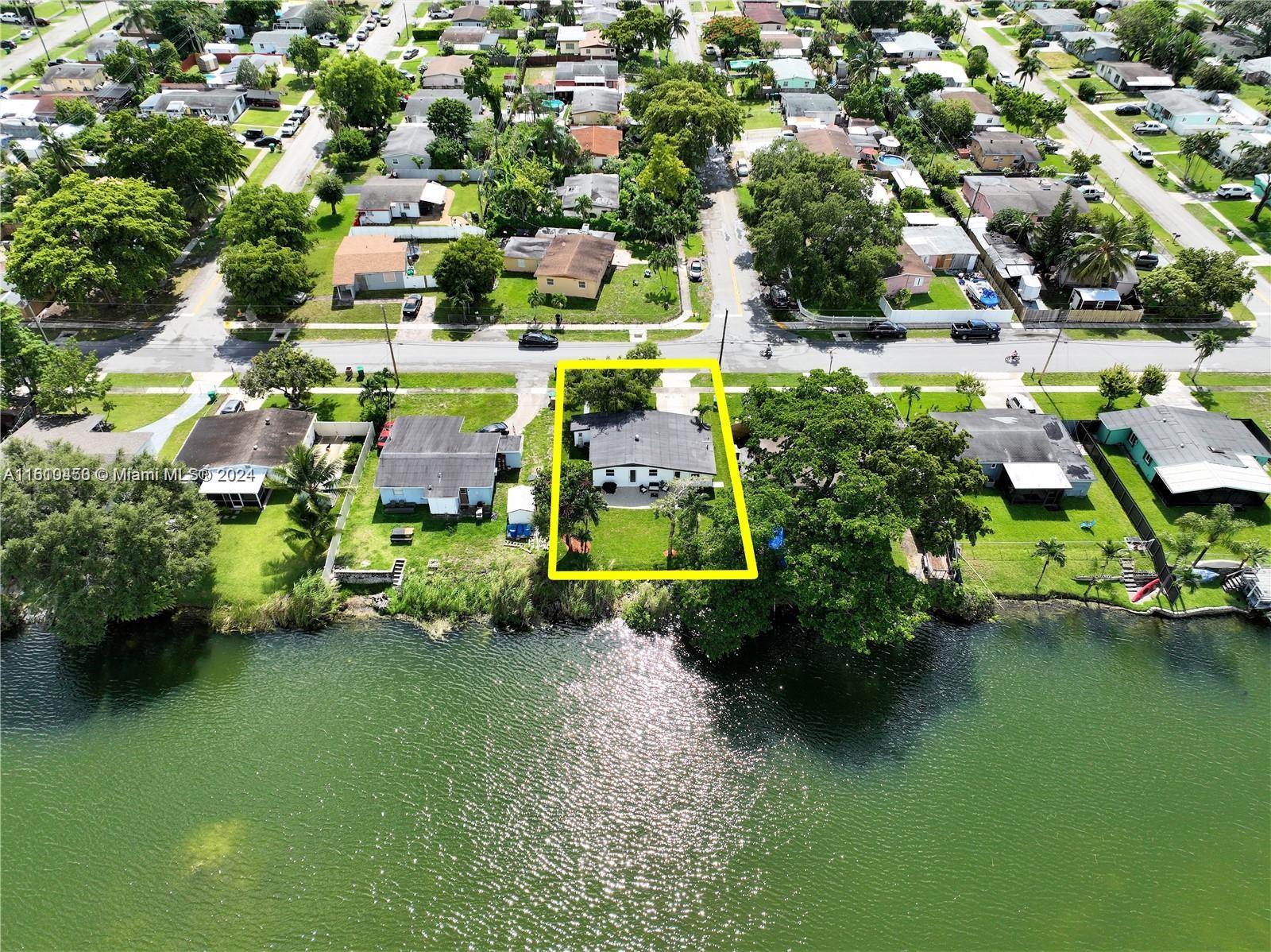 3740 SW 55th Ave