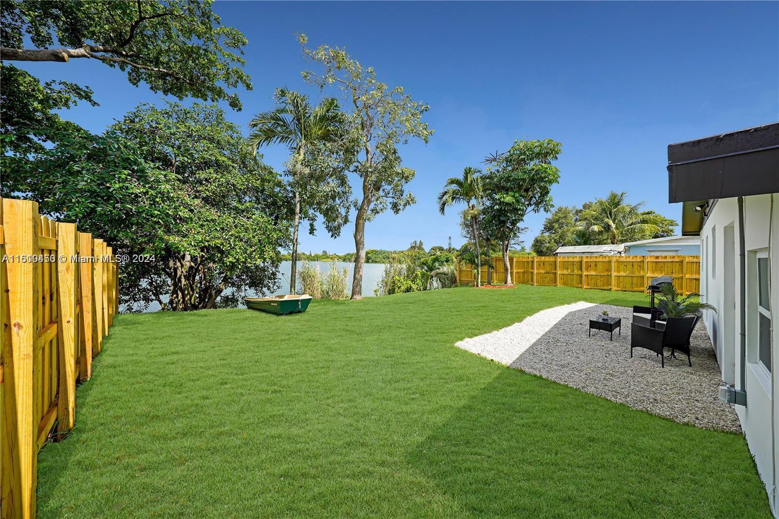 3740 SW 55th Ave