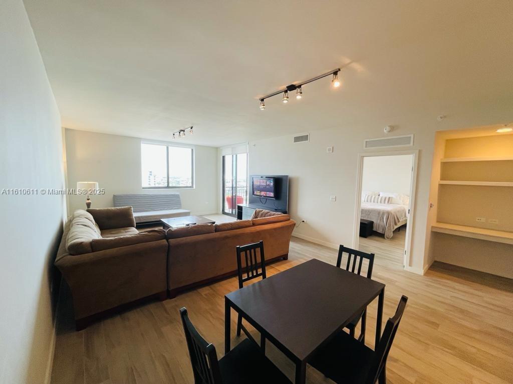 999 SW 1st Ave # 2613