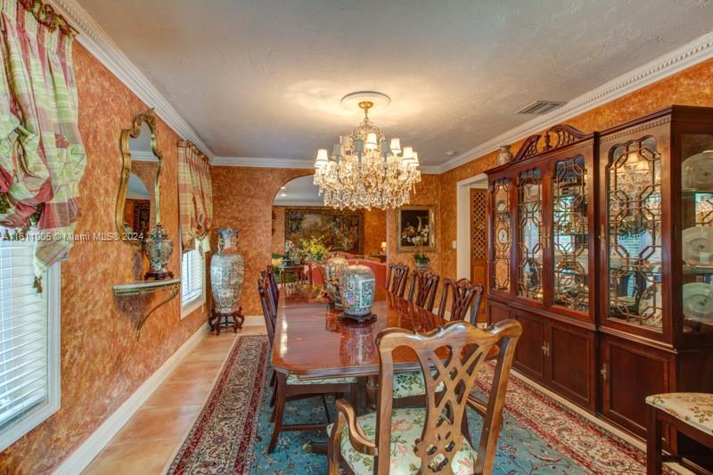 1320 S Alhambra Cir