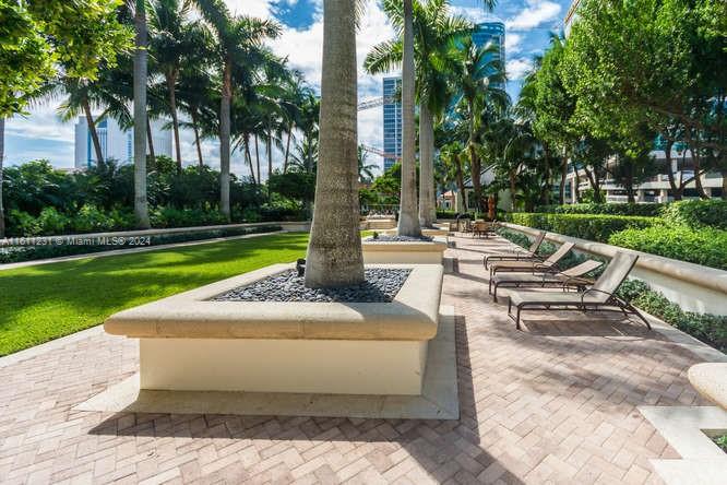 347 N New River Dr E # 1108