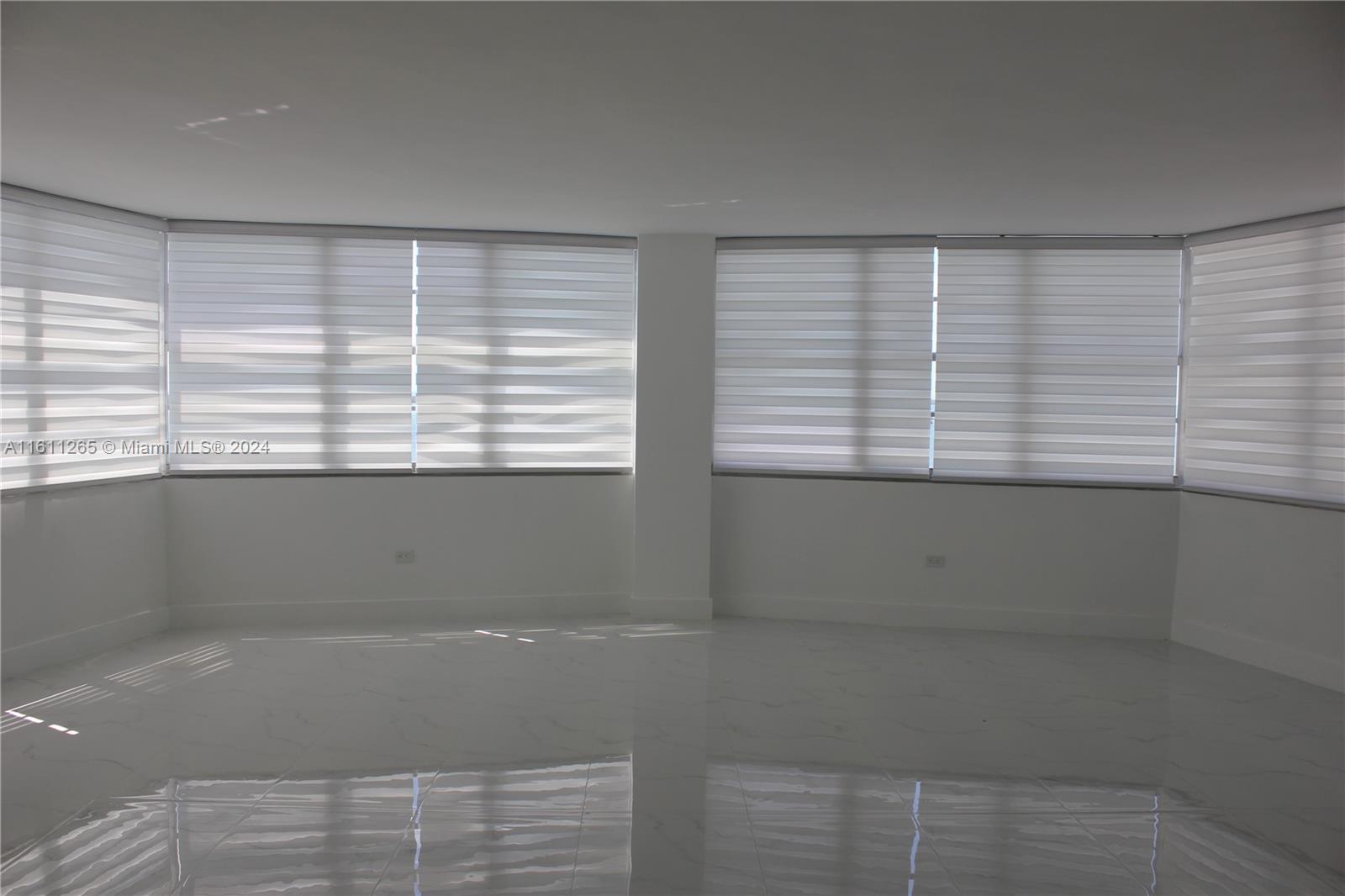 905 Brickell Bay Dr # 1927