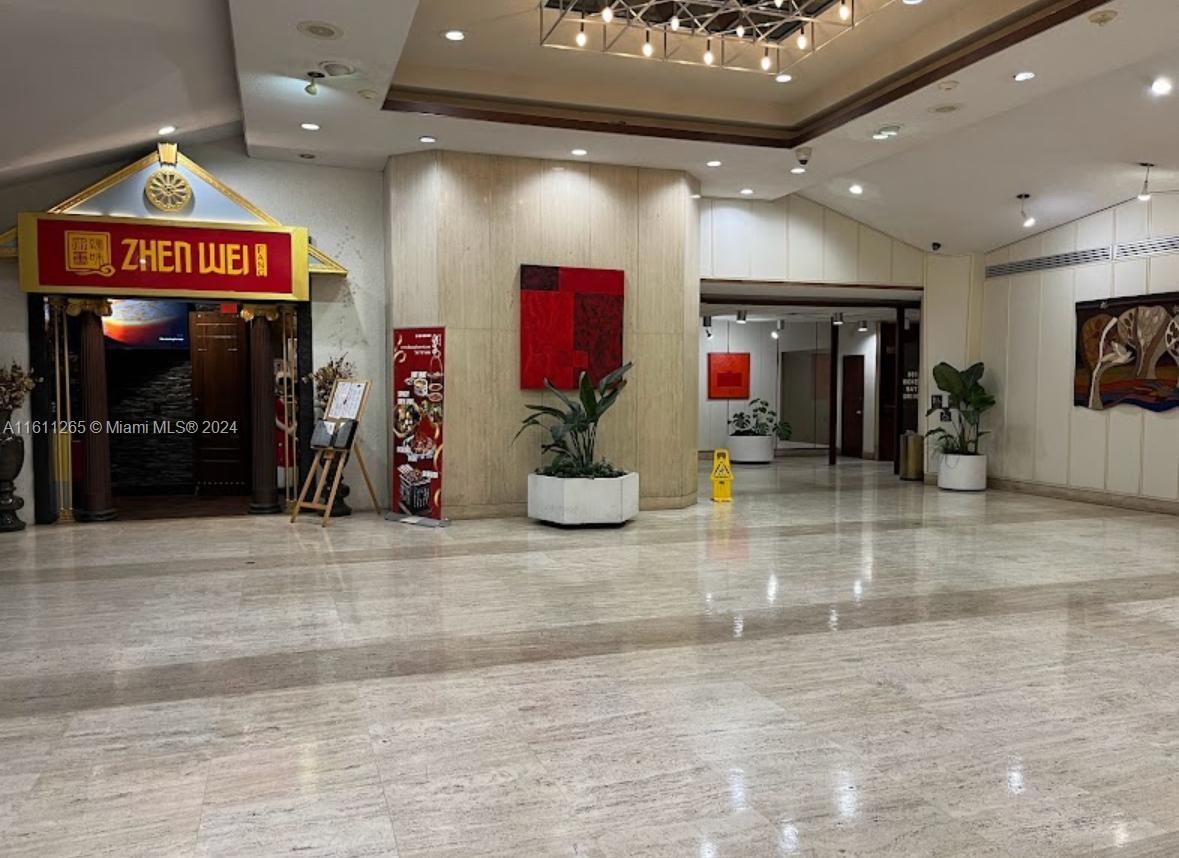 905 Brickell Bay Dr # 1927