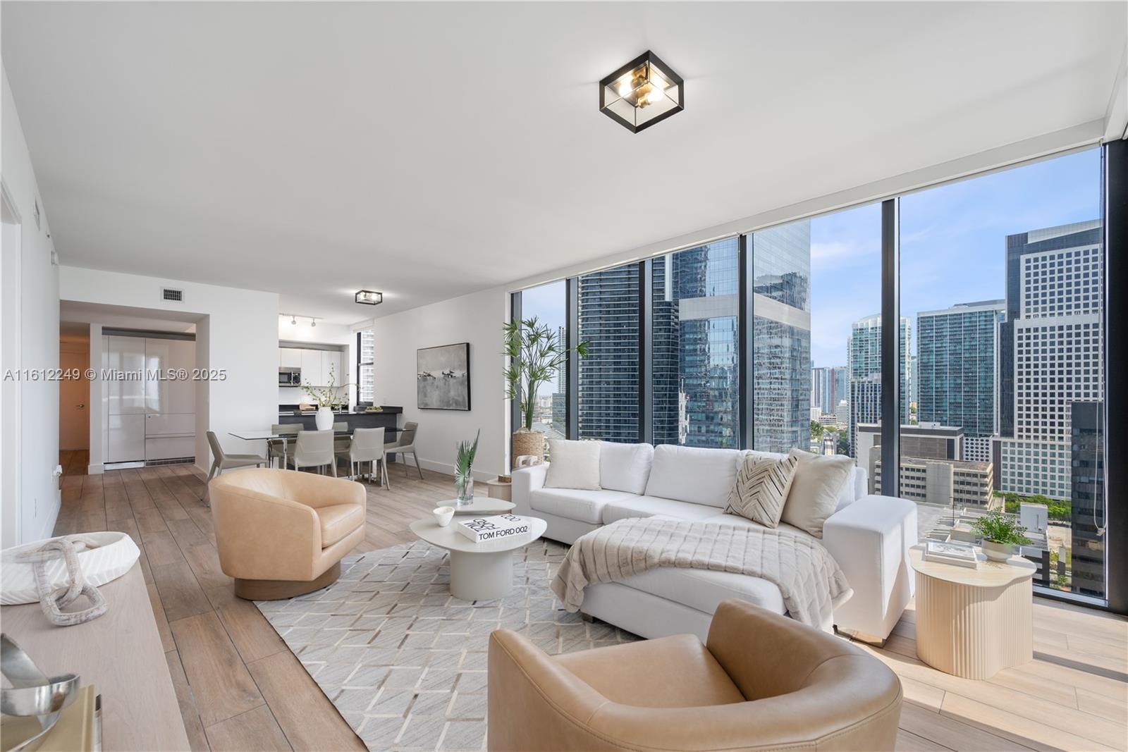 1010 Brickell Ave # 2201